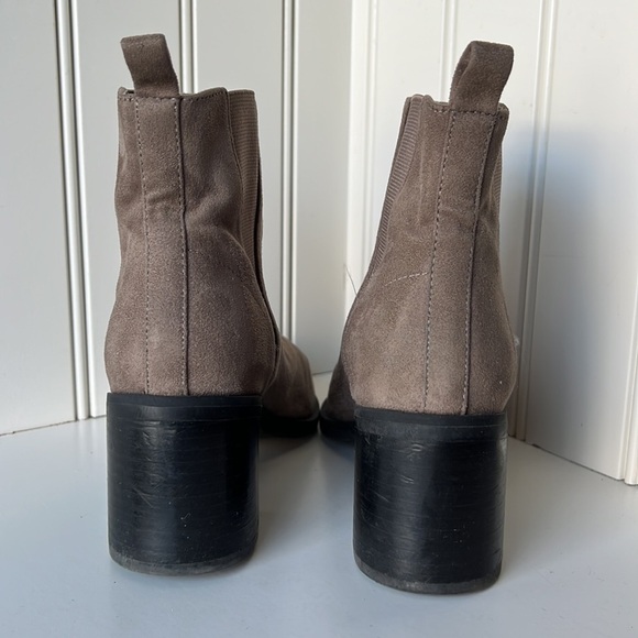 Abound Brown Faux Suede Booties Size 7 - Picture 7 of 14
